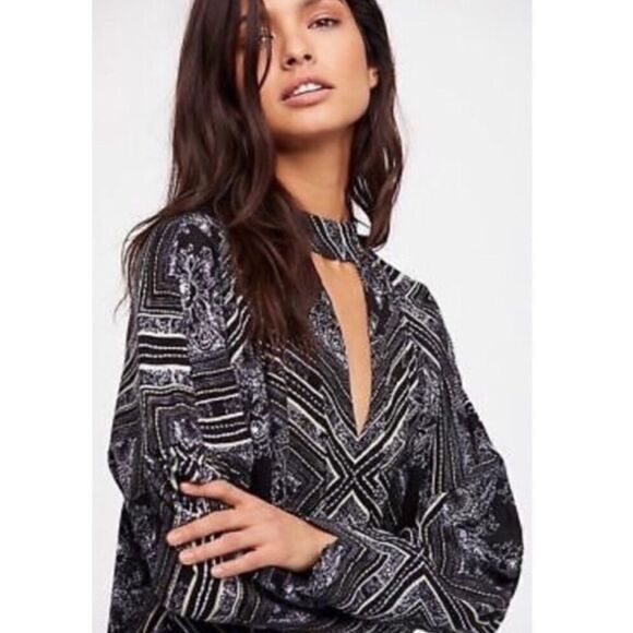 EUC Free People Walking on a Dream Tunic - Picture 3 of 6